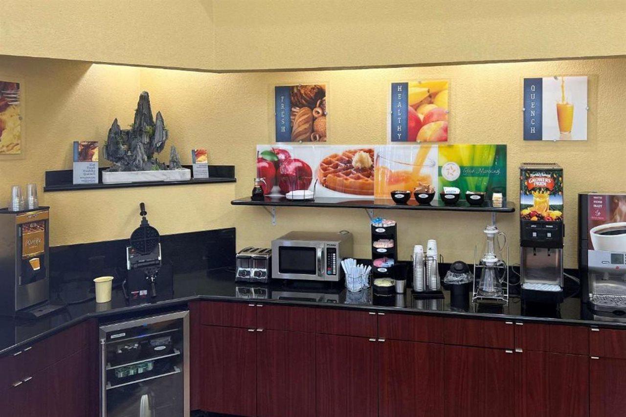 Quality Inn & Suites Cypress Zewnętrze zdjęcie